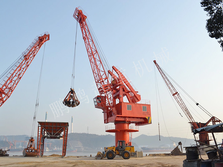 HGQ20t-26m 碼頭起重機(jī)